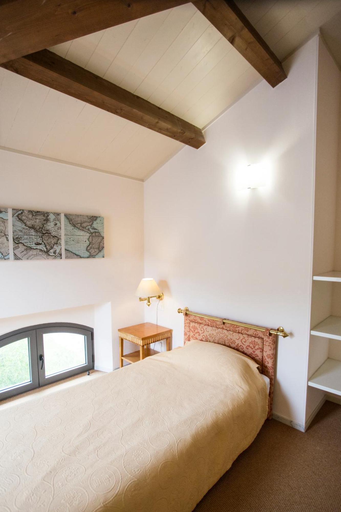 Miramare Apartments&Suites Специя Стая снимка