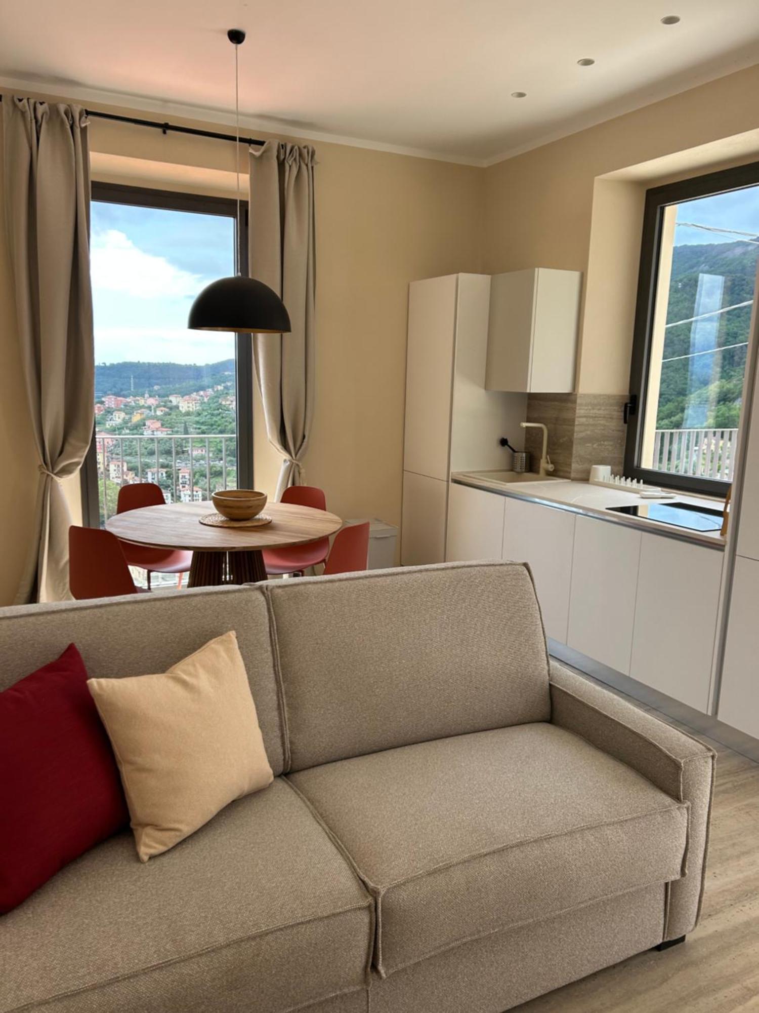 Miramare Apartments&Suites Специя Стая снимка